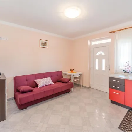 Hudic 3 By Interhome Apartman *