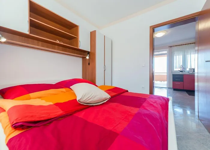 Hudic 3 By Interhome *